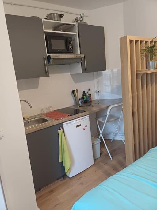 Elegant Pied-a-terre 8eme * Parigi